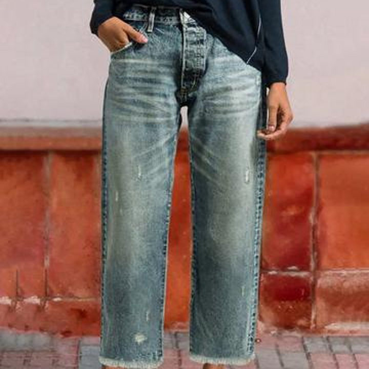 Sophia™ | Confidence Straight Fit Jeans